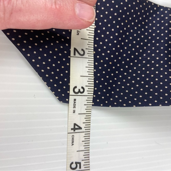 Reaux Artes Group Navy Gold Polka Dot Silk Tie Classic Width - Picture 3 of 6